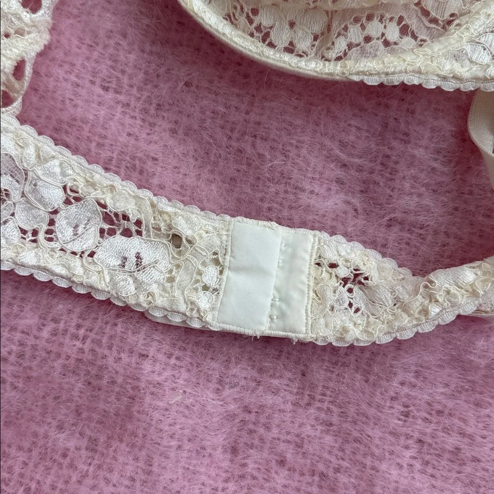 Vintage La Perla lace bra - Picture 4 of 6